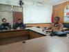 Anggota Bawaslu Kabupaten Sumedang, Ryan Syaifurrakhman, memimpin rapat internal penguatan fungsi Sumber Daya Manusia (SDM) bersama jajaran sekretariat di Kantor Bawaslu Kabupaten Sumedang, Selasa (24/2/2026). Rapat tersebut menekankan pentingnya menjaga ritme kerja dan efektivitas tugas sesuai divisi masing-masing pada periode non-tahapan.